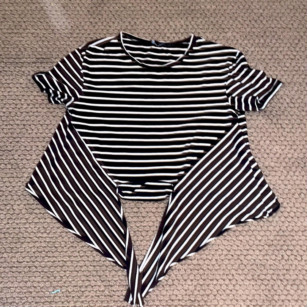 Black and white striped tie top